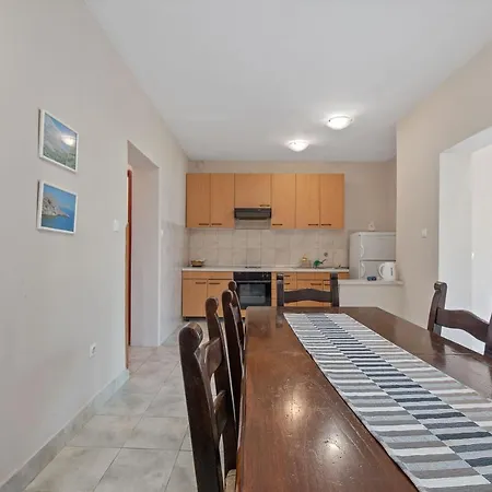 Hotel apartamentowy Danica Dobropoljana