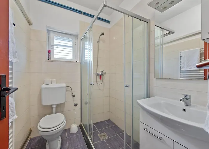 Danica Aparthotel Dobropoljana