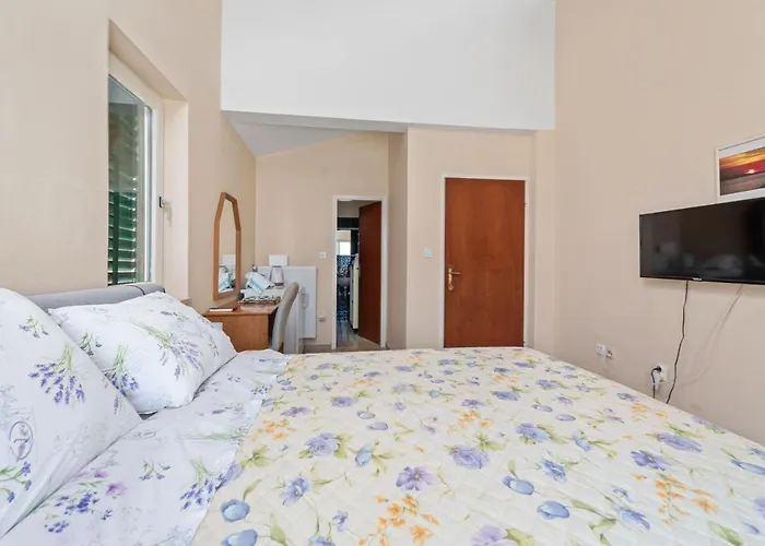 Danica 3* Dobropoljana