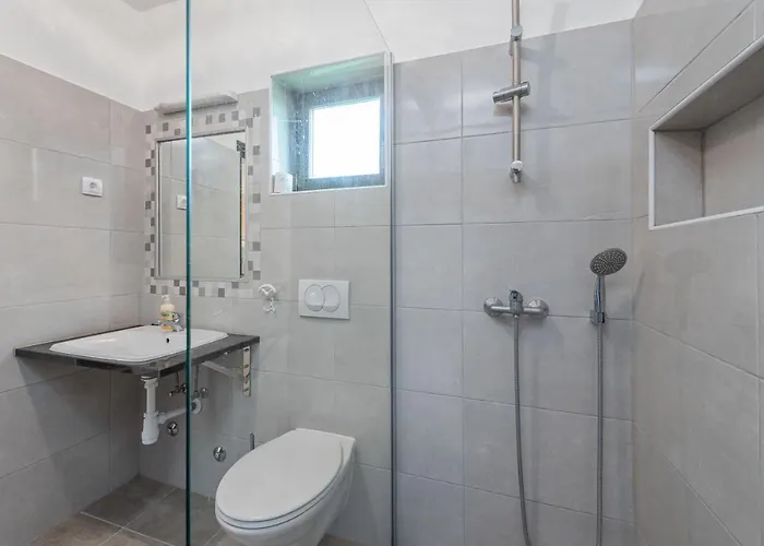 Danica Aparthotel Dobropoljana