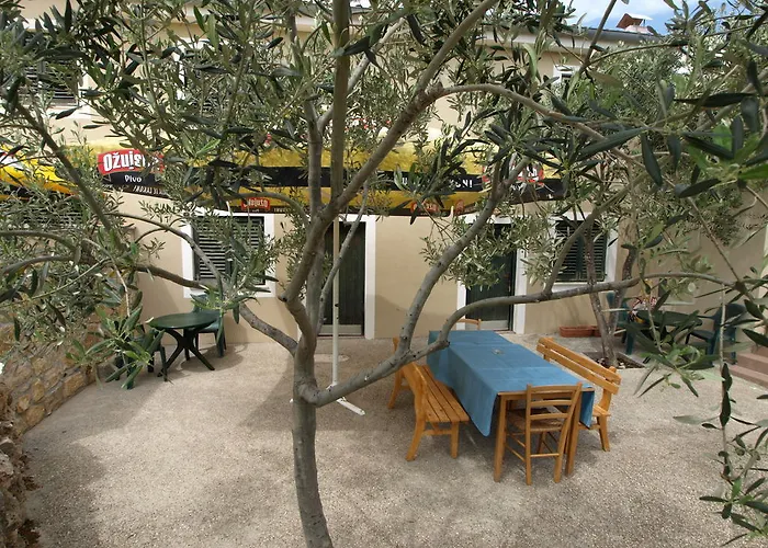 Aparthotel Danica 3*