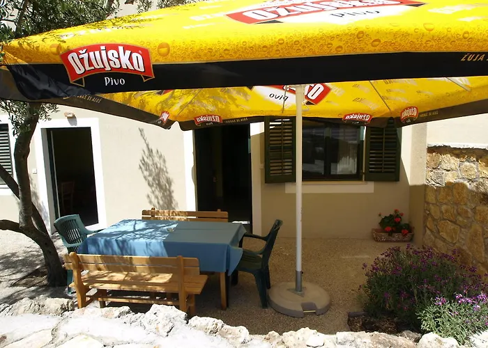 Aparthotel Danica Dobropoljana