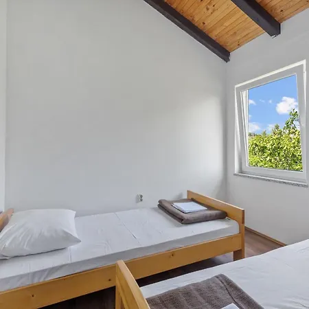 Danica Aparthotel 3*