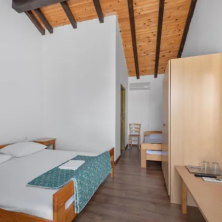 Danica Aparthotel 3*